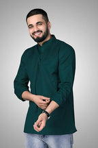 Cotton Blend Solid Casual Regular Fit Mandarin/Chinese Collar Short Kurta for Men